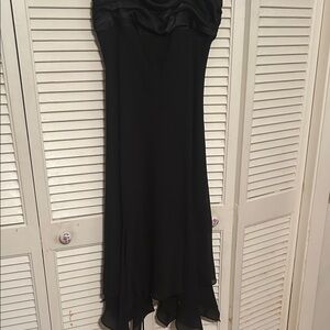 Niki Lavis Black Strapless Dress